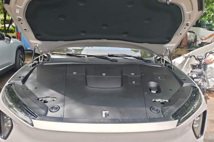 Used Nio ES6 2023 75 kWh Engine Bay