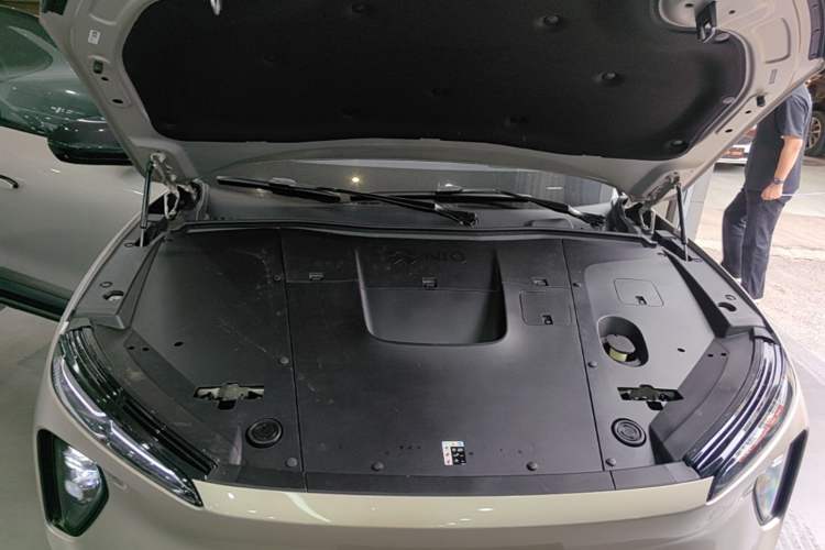 Used Nio ES6 2023 75 kWh Engine Bay