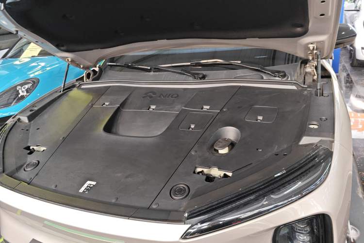 Used Nio ES6 2023 75 kWh Engine Bay