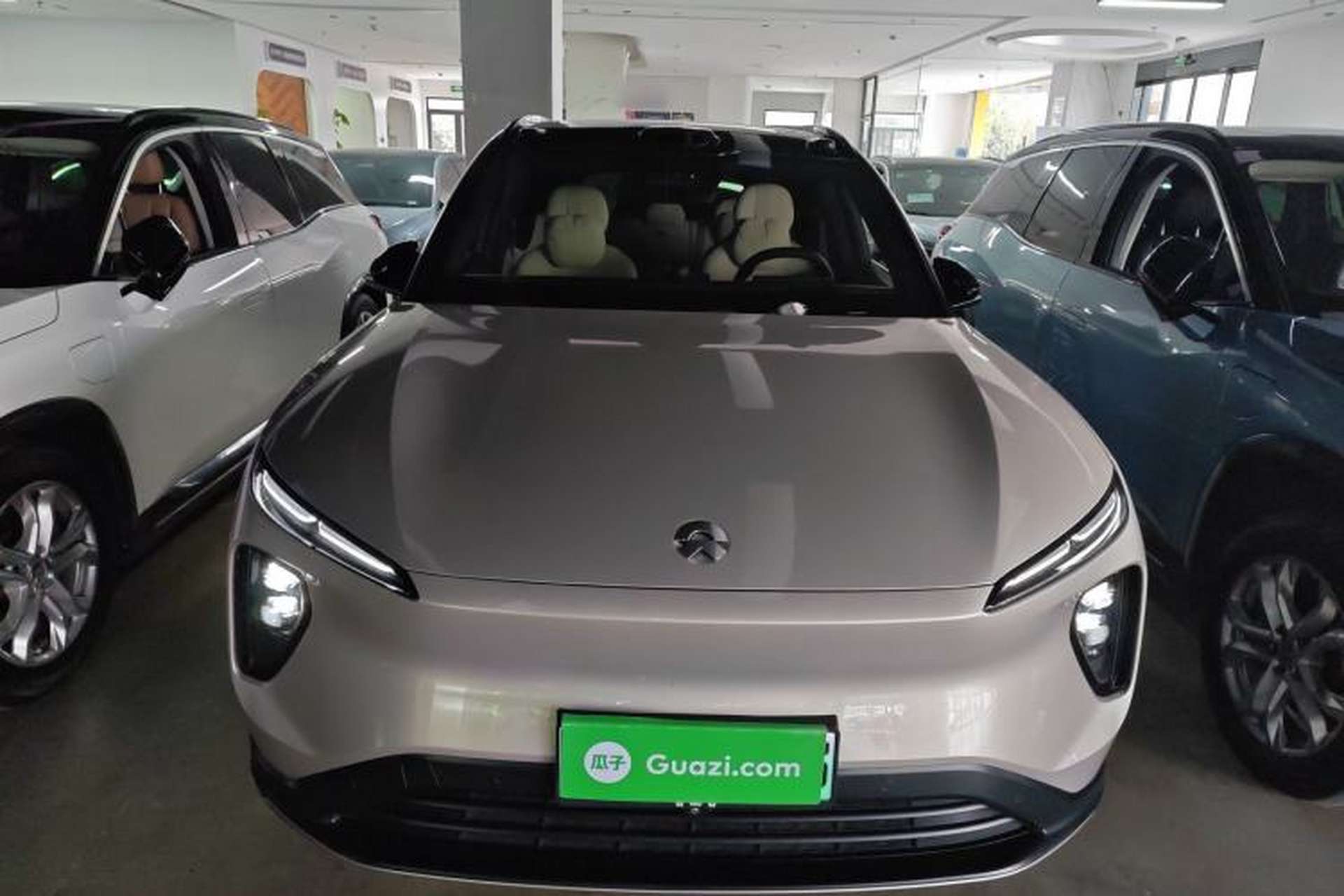 Used Nio ES6 2023 75 kWh Exterior 1