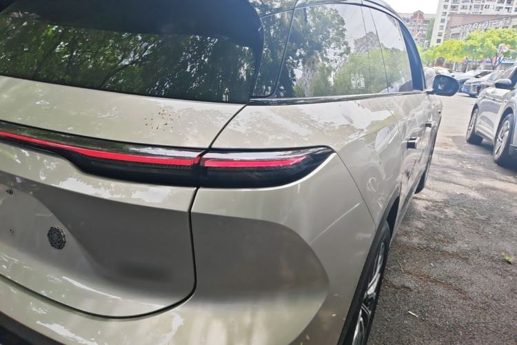 Used Nio ES6 2023 75 kWh Exterior 3