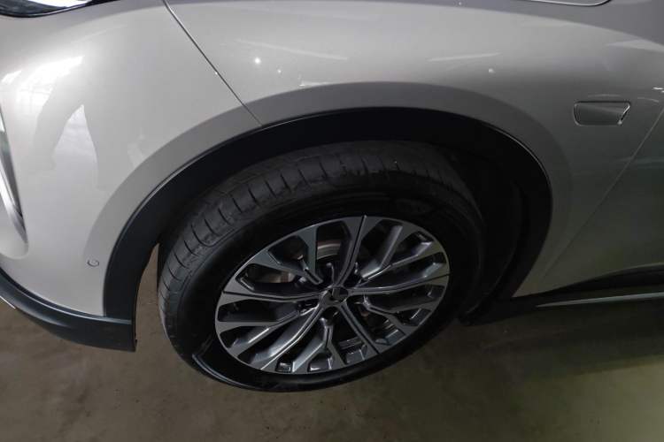 Used Nio ES6 2023 75 kWh Exterior 7