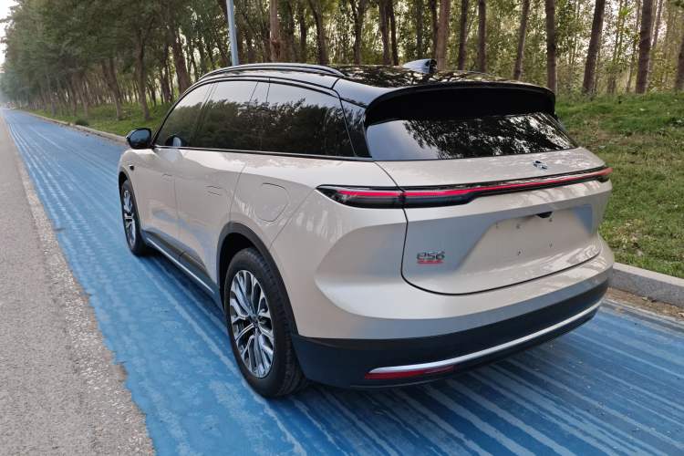 Used Nio ES6 2023 75 kWh Exterior 7