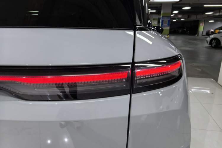 Used Nio ES6 2023 75 kWh Exterior 7