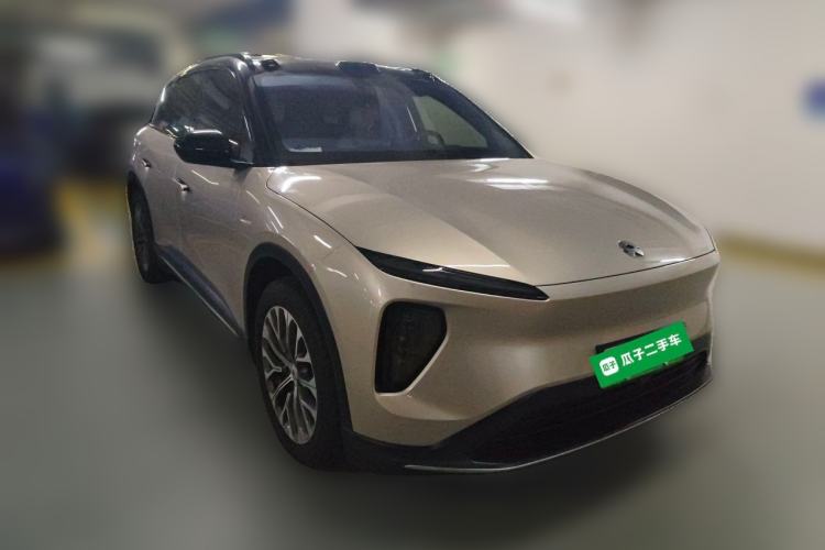 Used Nio ES6 2023 75 kWh Front Right 45 Deg