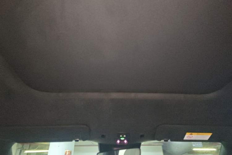 Used Nio ES6 2023 75 kWh Headliner
