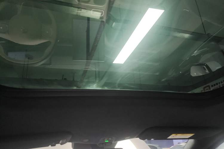 Used Nio ES6 2023 75 kWh Headliner