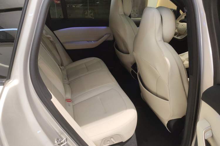 Used Nio ES6 2023 75 kWh Interior 3