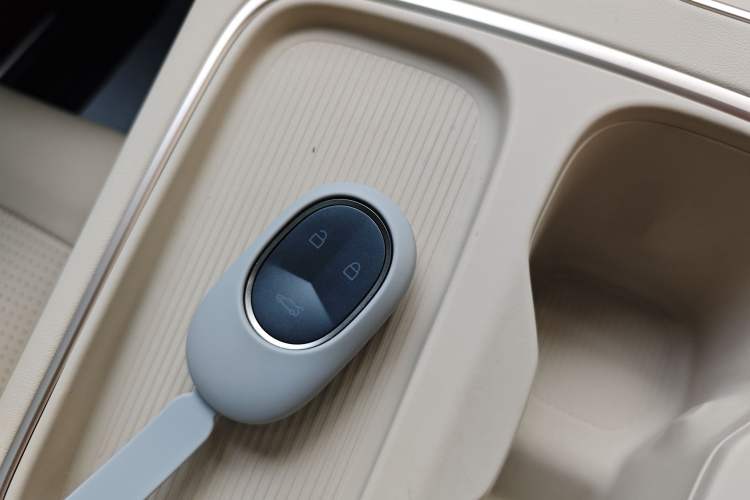 Used Nio ES6 2023 75 kWh Interior 5