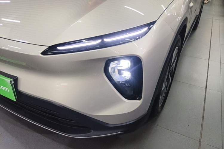 Used Nio ES6 2023 75 kWh Left Front Headlight
