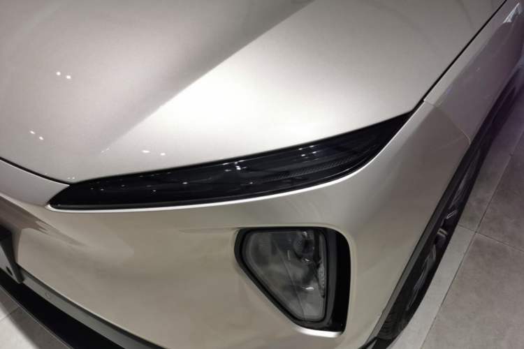 Used Nio ES6 2023 75 kWh Left Front Headlight