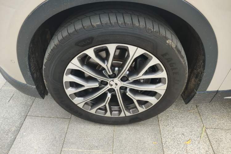 Used Nio ES6 2023 75 kWh Left Front Wheel Hub