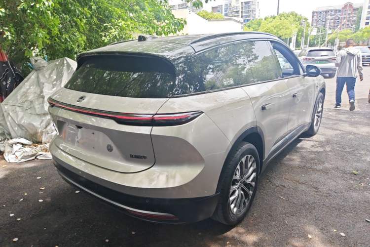 Used Nio ES6 2023 75 kWh Rear Right 45 Deg