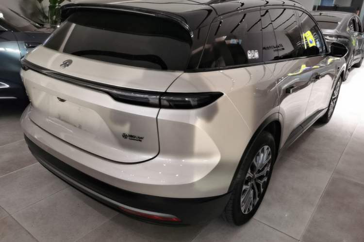 Used Nio ES6 2023 75 kWh Rear Right 45 Deg