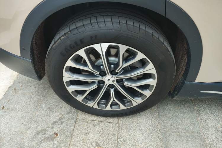 Used Nio ES6 2023 75 kWh Right Rear Wheel Hub