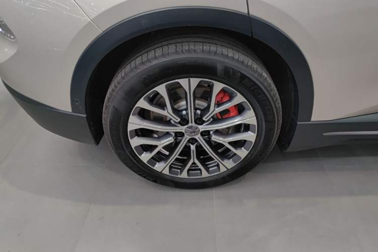 Used Nio ES6 2023 75 kWh Right Rear Wheel Hub