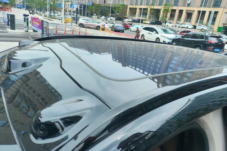 Used Nio ES6 2023 75 kWh Roof
