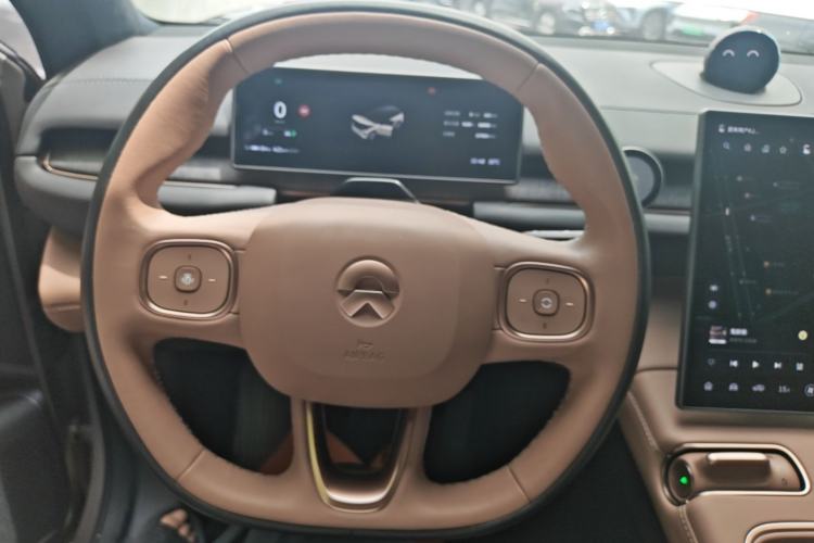 Used Nio ES6 2023 75 kWh Steering Wheel