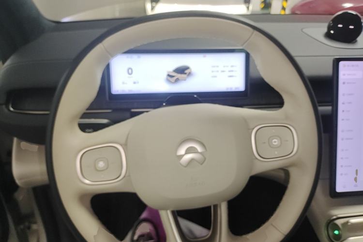 Used Nio ES6 2023 75 kWh Steering Wheel
