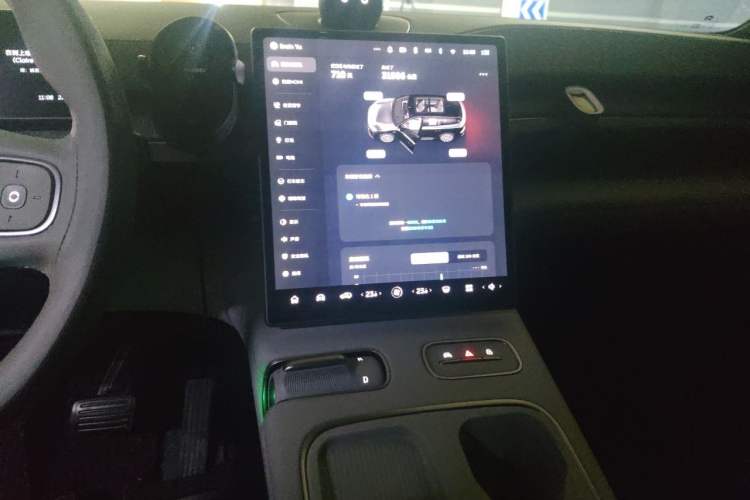 Used Nio ES6 2024 75 kWh Audio And AC Panel
