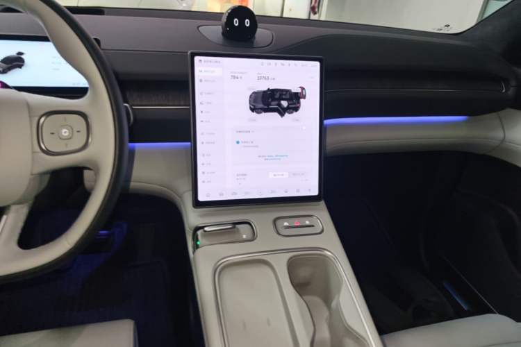 Used Nio ES6 2024 75 kWh Audio And AC Panel