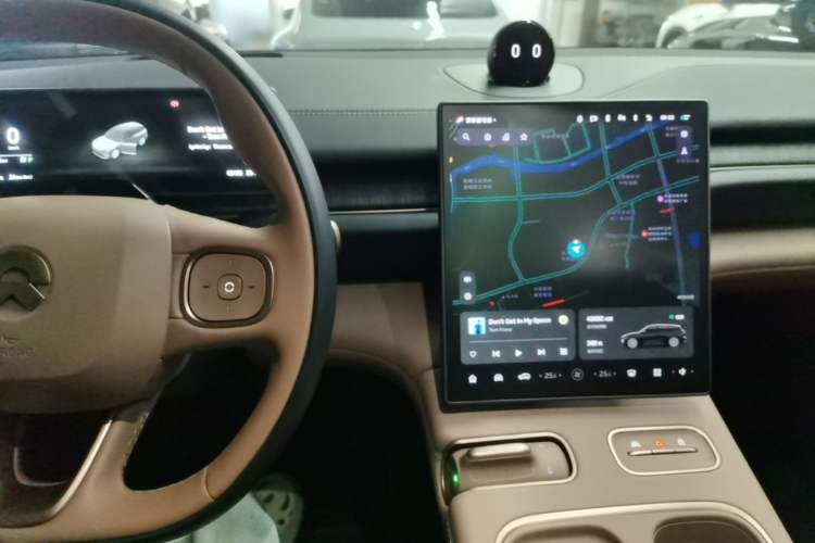 Used Nio ES6 2024 75 kWh Audio And AC Panel