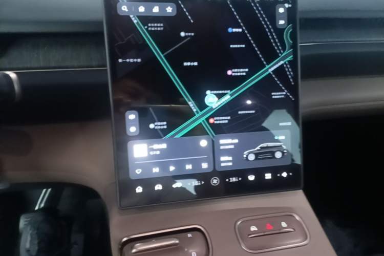 Used Nio ES6 2024 75 kWh Audio And AC Panel