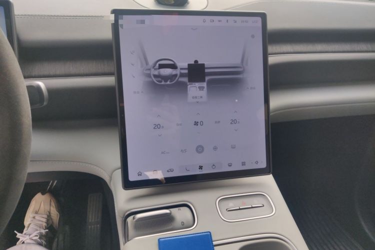 Used Nio ES6 2024 75 kWh Audio And AC Panel