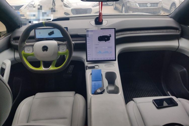 Used Nio ES6 2024 75 kWh Center Console