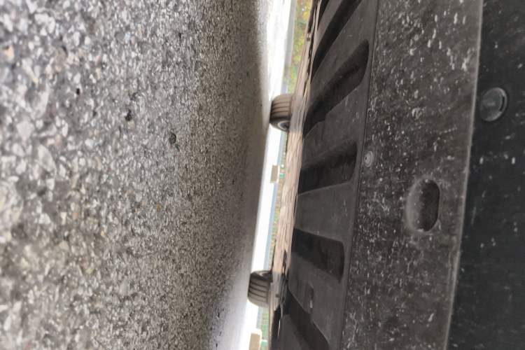 Used Nio ES6 2024 75 kWh Chassis Front