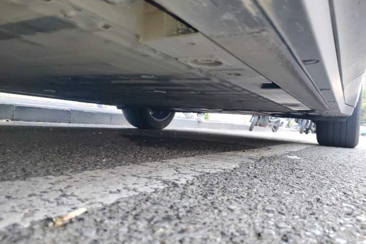 Used Nio ES6 2024 100kWh Chassis Front Left