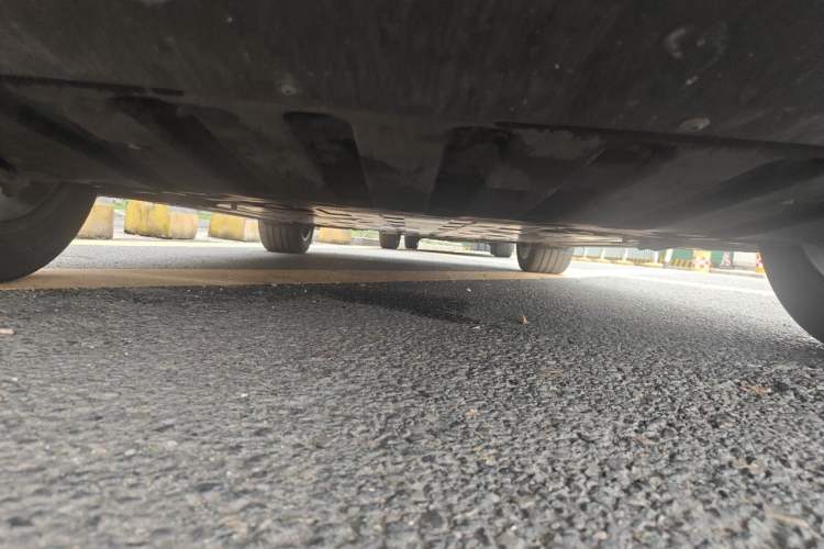 Used Nio ES6 2024 75 kWh Chassis Front
