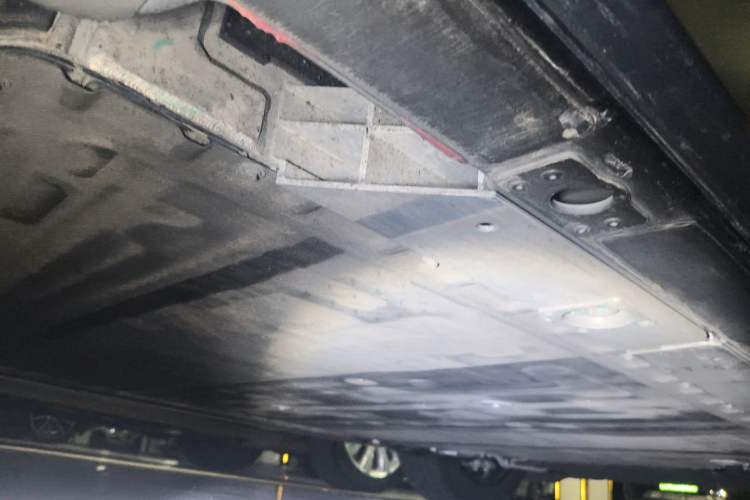 Used Nio ES6 2024 75 kWh Chassis Rear Right