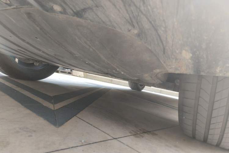 Used Nio ES6 2024 75 kWh Chassis Rear Right