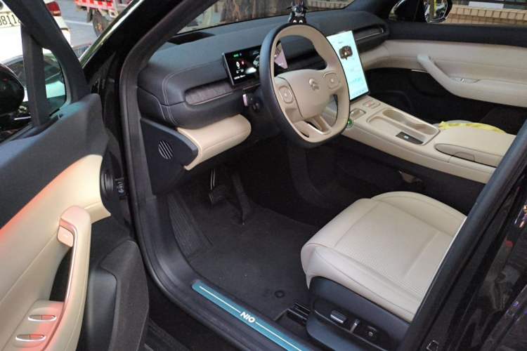 Used Nio ES6 2024 75 kWh Driver Seat