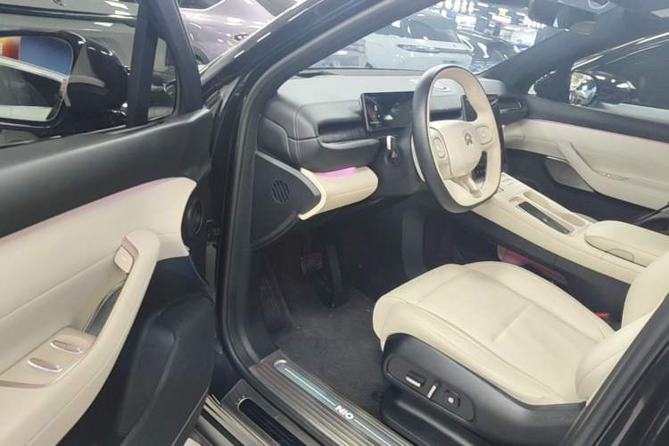 Used Nio ES6 2024 75 kWh Driver Seat