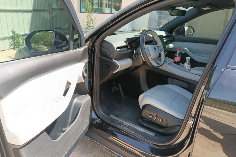 Used Nio ES6 2024 75 kWh Driver Seat