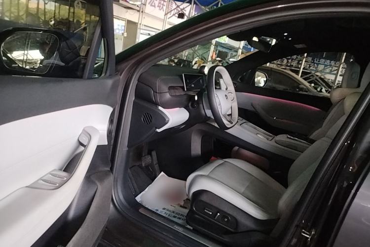 Used Nio ES6 2024 75 kWh Driver Seat