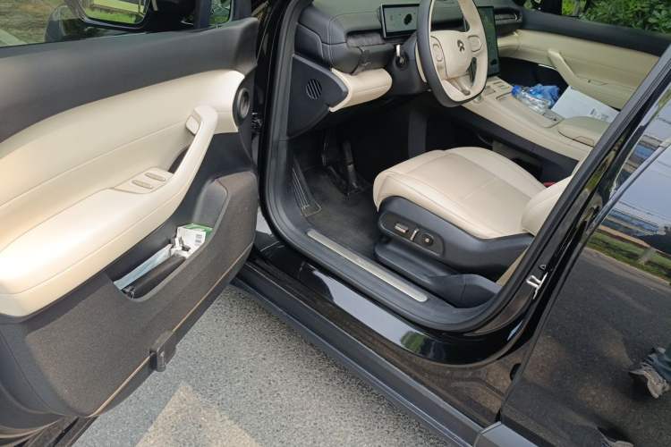 Used Nio ES6 2024 75 kWh Driver Seat