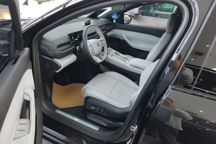 Used Nio ES6 2024 75 kWh Driver Seat