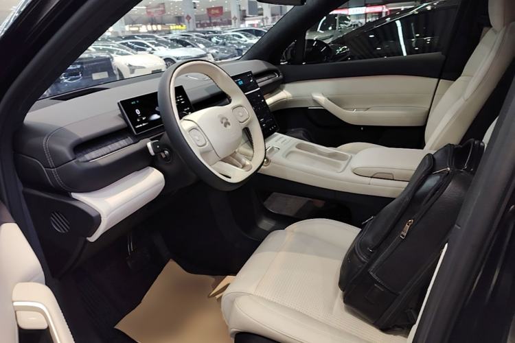 Used Nio ES6 2024 75 kWh Driver Seat
