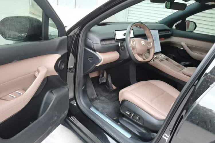 Used Nio ES6 2024 75 kWh Driver Seat