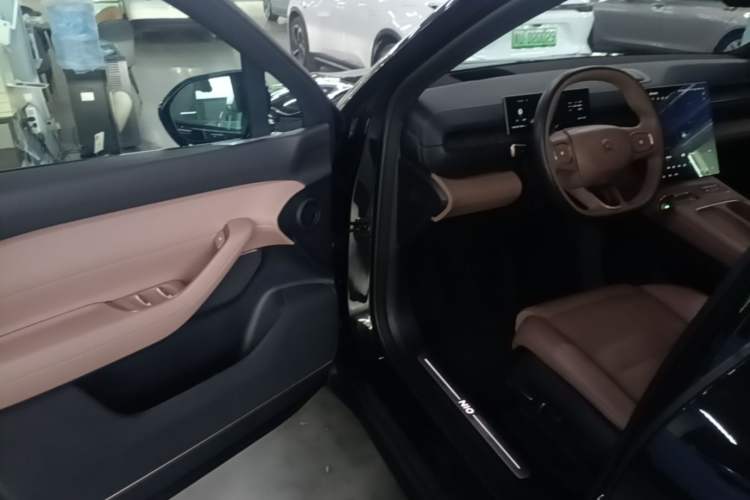 Used Nio ES6 2024 75 kWh Driver Seat