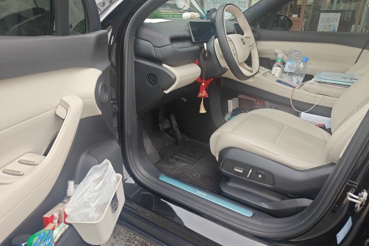 Used Nio ES6 2024 75 kWh Driver Seat