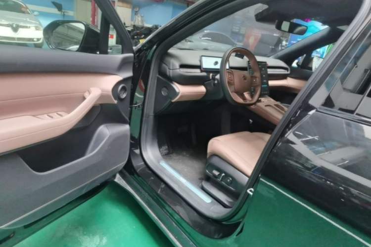 Used Nio ES6 2024 75 kWh Driver Seat