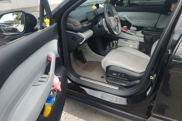 Used Nio ES6 2024 75 kWh Driver Seat
