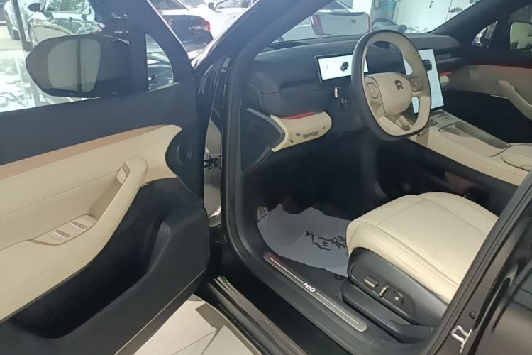 Used Nio ES6 2024 75 kWh Driver Seat