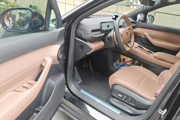 Used Nio ES6 2024 75 kWh Driver Seat