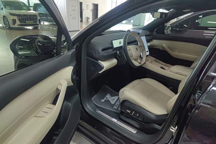 Used Nio ES6 2024 75 kWh Driver Seat