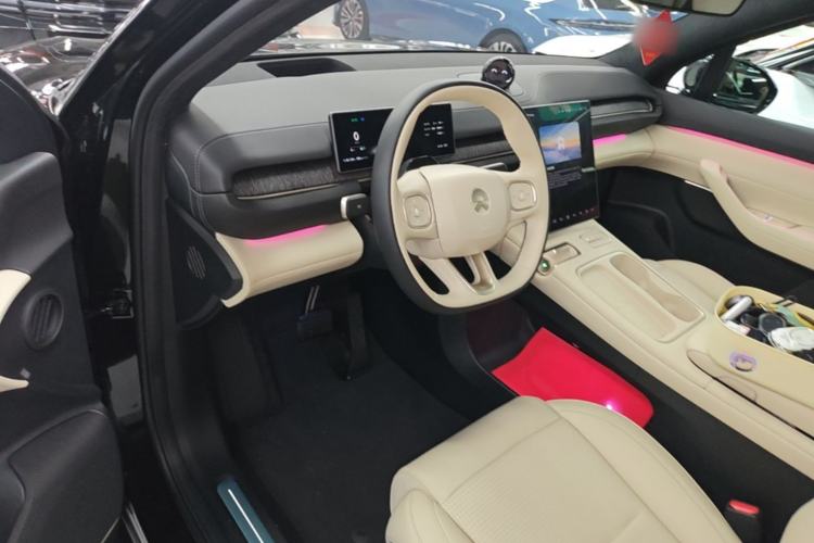 Used Nio ES6 2024 75 kWh Driver Seat